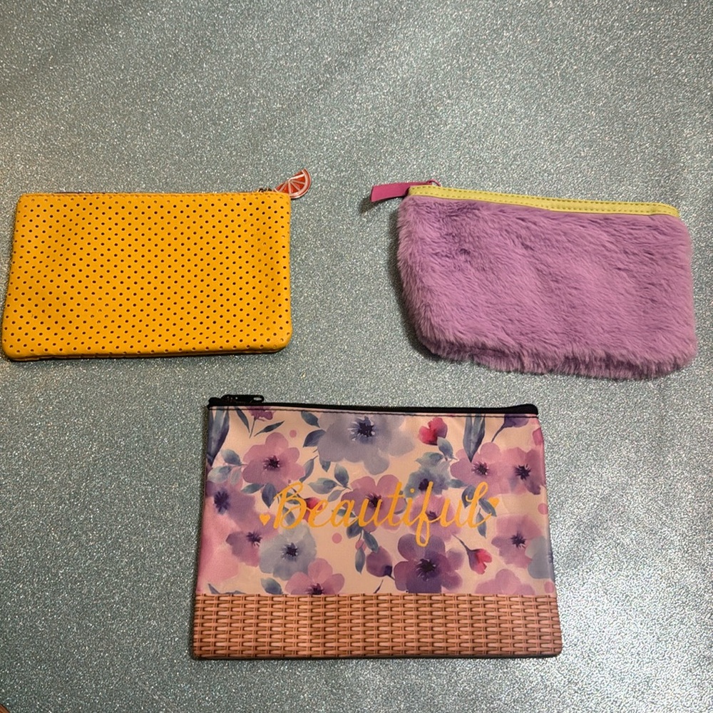 Ipsy make up bags